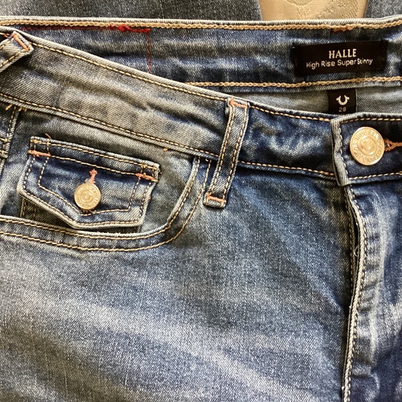 True Religion Halle High Rise Skinny Raw Hem Jeans in Medium Cloudless Wash 28 - Picture 10 of 15